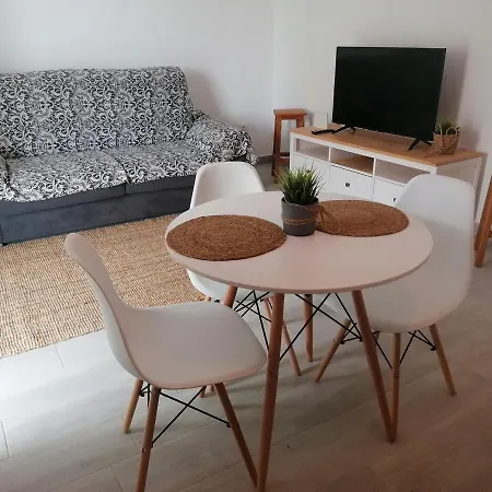 公寓 Atlanticexperienceapartments Summerland -pool , Wifi & Seaview