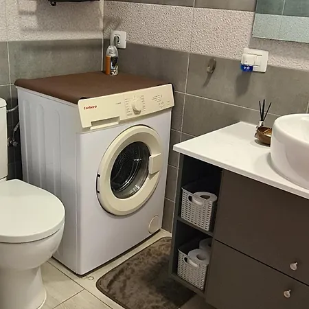 Atlanticexperienceapartments Summerland -pool , Wifi & Seaview 公寓 洛斯克里斯蒂亚诺斯